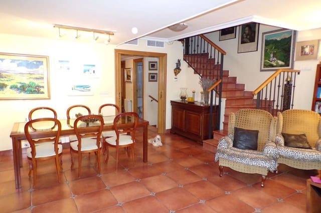 5 bedroom Villa for sale in San Juan de Alicante / Sant Joan d'Alacant with pool garage - € 475,000 (Ref: 9707930)