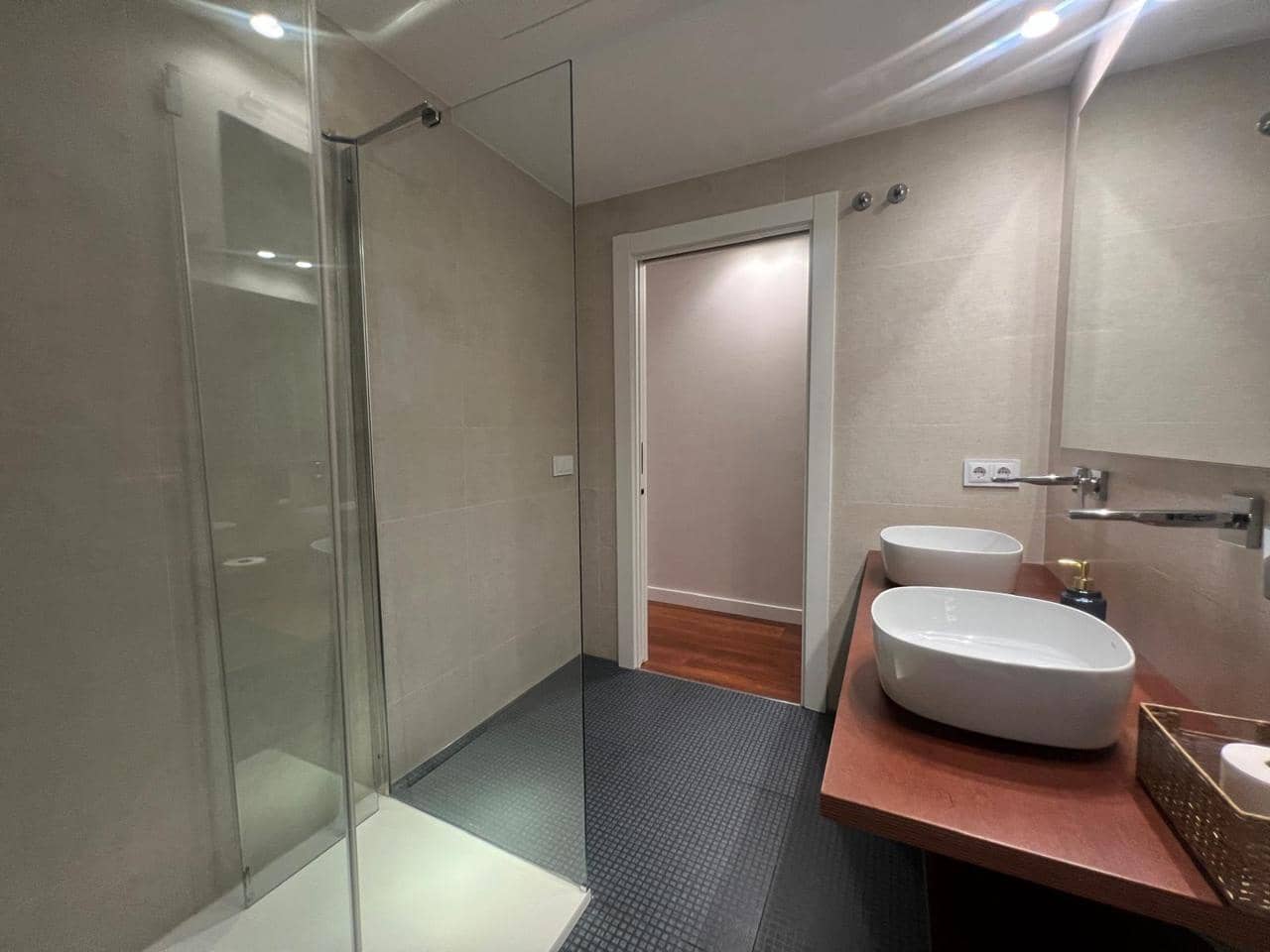 3 bedroom Flat for sale in Alicante / Alacant city - € 415,000 (Ref: 9720299)