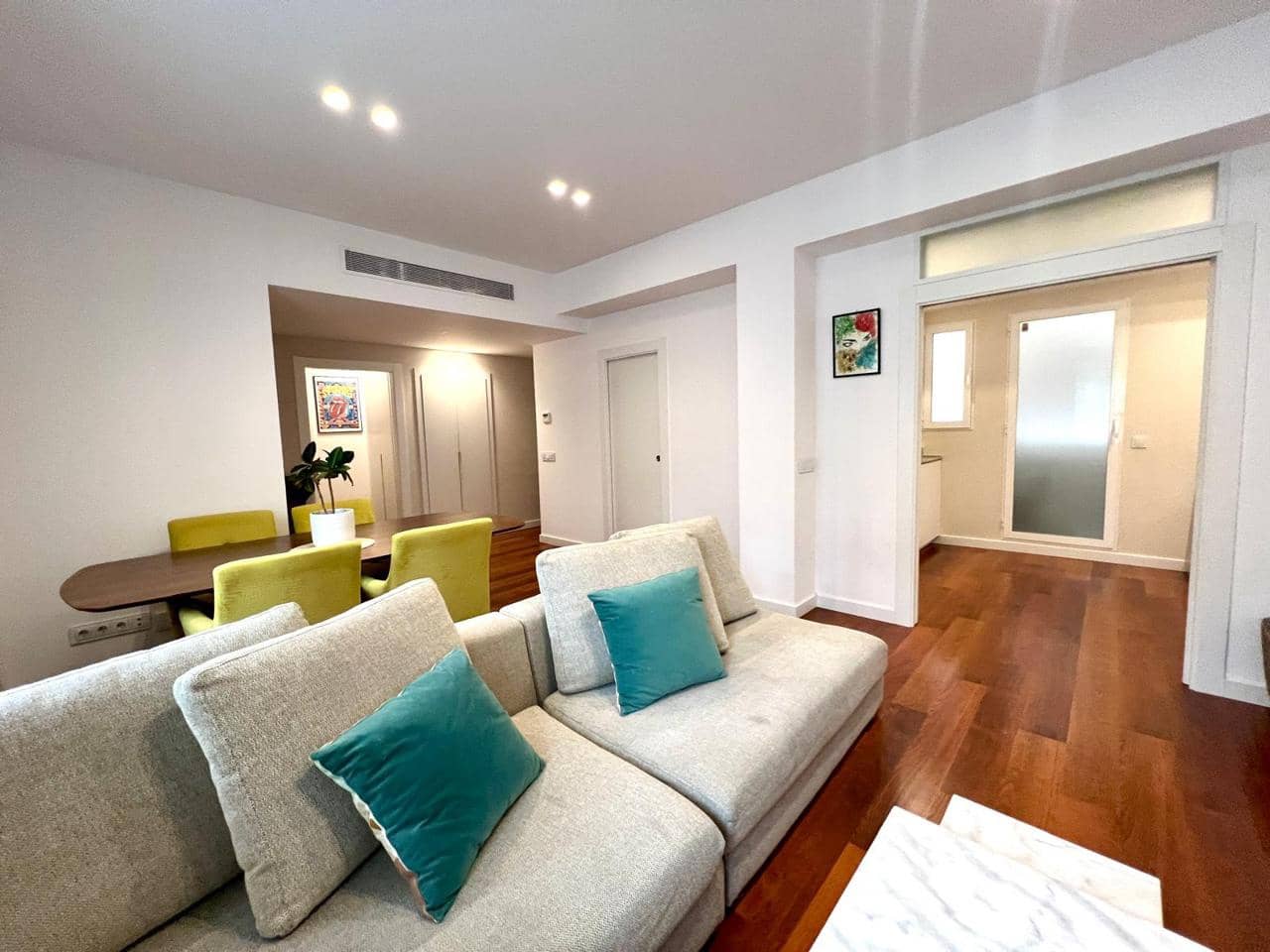 3 bedroom Flat for sale in Alicante / Alacant city - € 415,000 (Ref: 9720299)