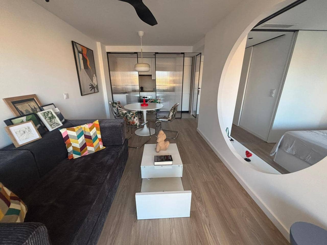 1 bedroom Flat for rent in Alicante / Alacant city with garage - € 1,500 (Ref: 9720548)