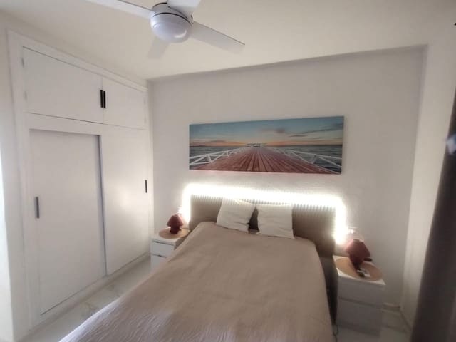 1 soverom Leilighet til salgs i Torreblanca, Torrevieja med svømmebasseng - € 160 000 (Ref: 9720996)