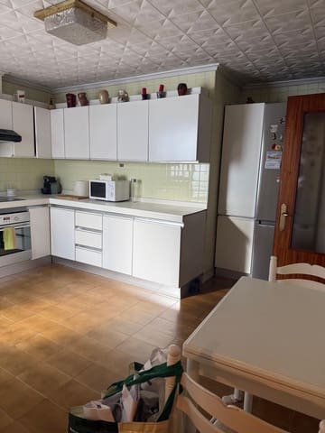 4 slaapkamer Flat te koop in Barrio del Centro, Alicante stad met garage - € 590.000 (Ref: 9733748)