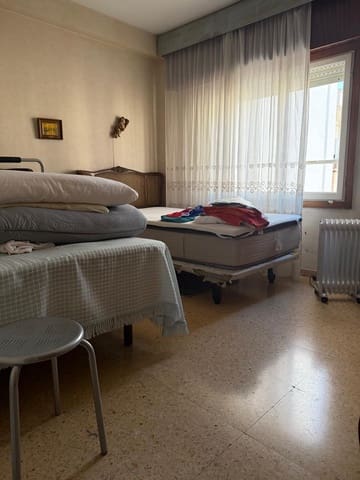 4 slaapkamer Flat te koop in Barrio del Centro, Alicante stad met garage - € 590.000 (Ref: 9733748)