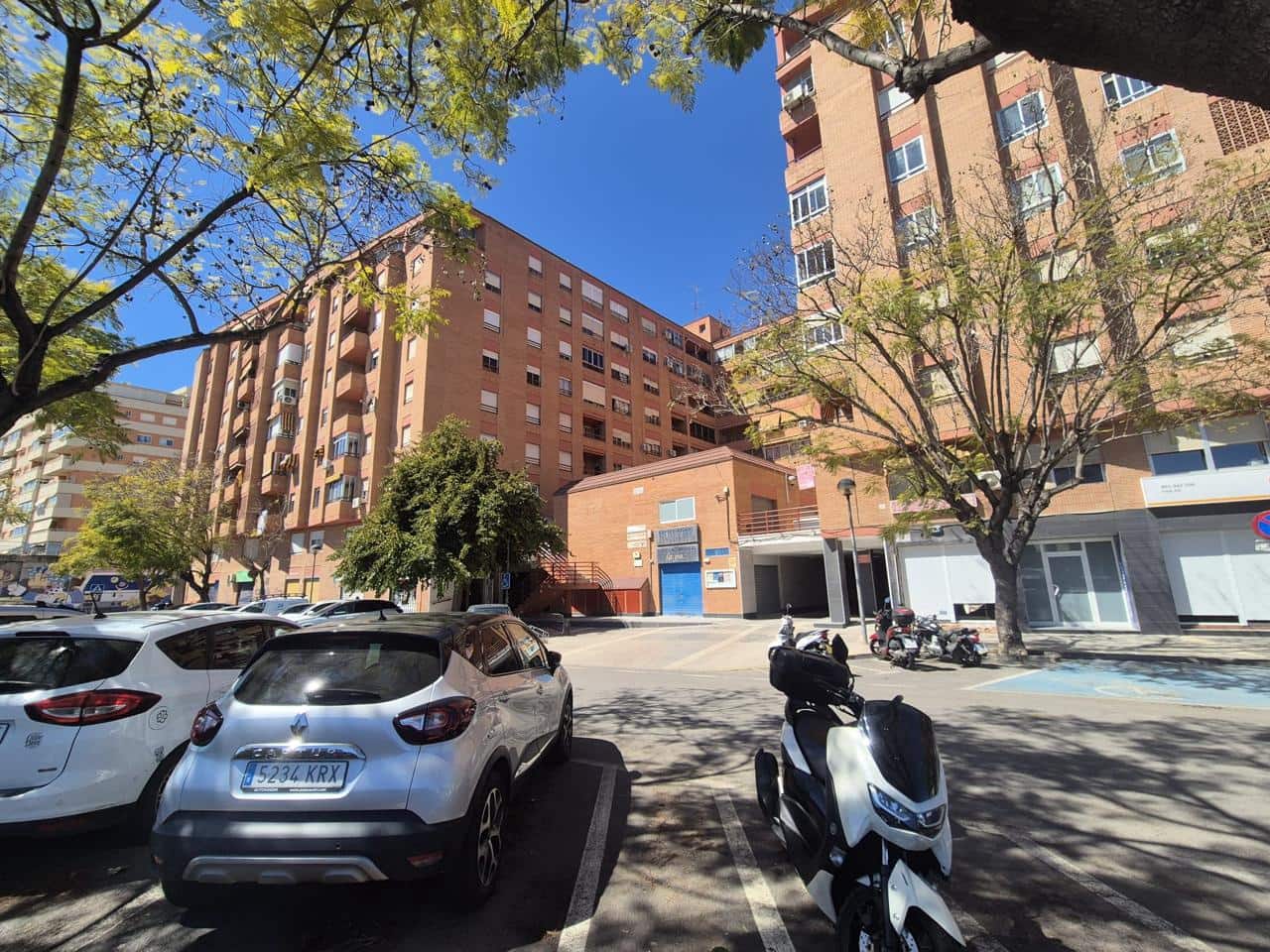 Garasje til salgs i San Juan de Alicante / Sant Joan d'Alacant - € 8 000 (Ref: 9733882)