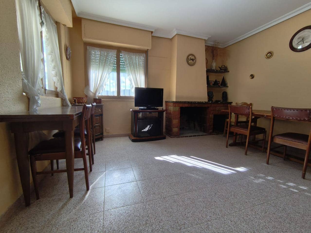 4 sovrum Finca/Hus på landet till salu i Onil med pool garage - 190 000 € (Ref: 9749291)