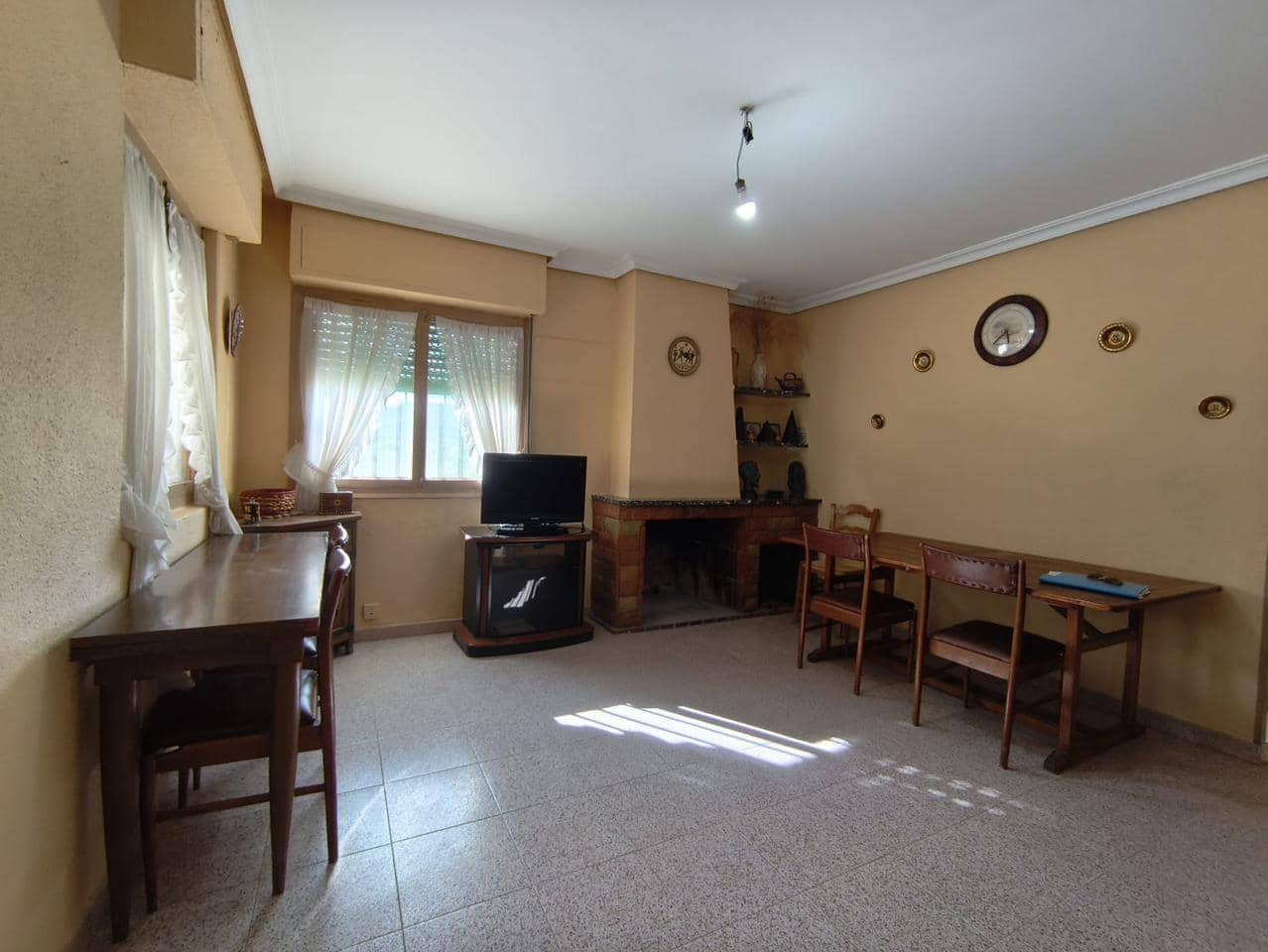 4 sovrum Finca/Hus på landet till salu i Onil med pool garage - 190 000 € (Ref: 9749291)