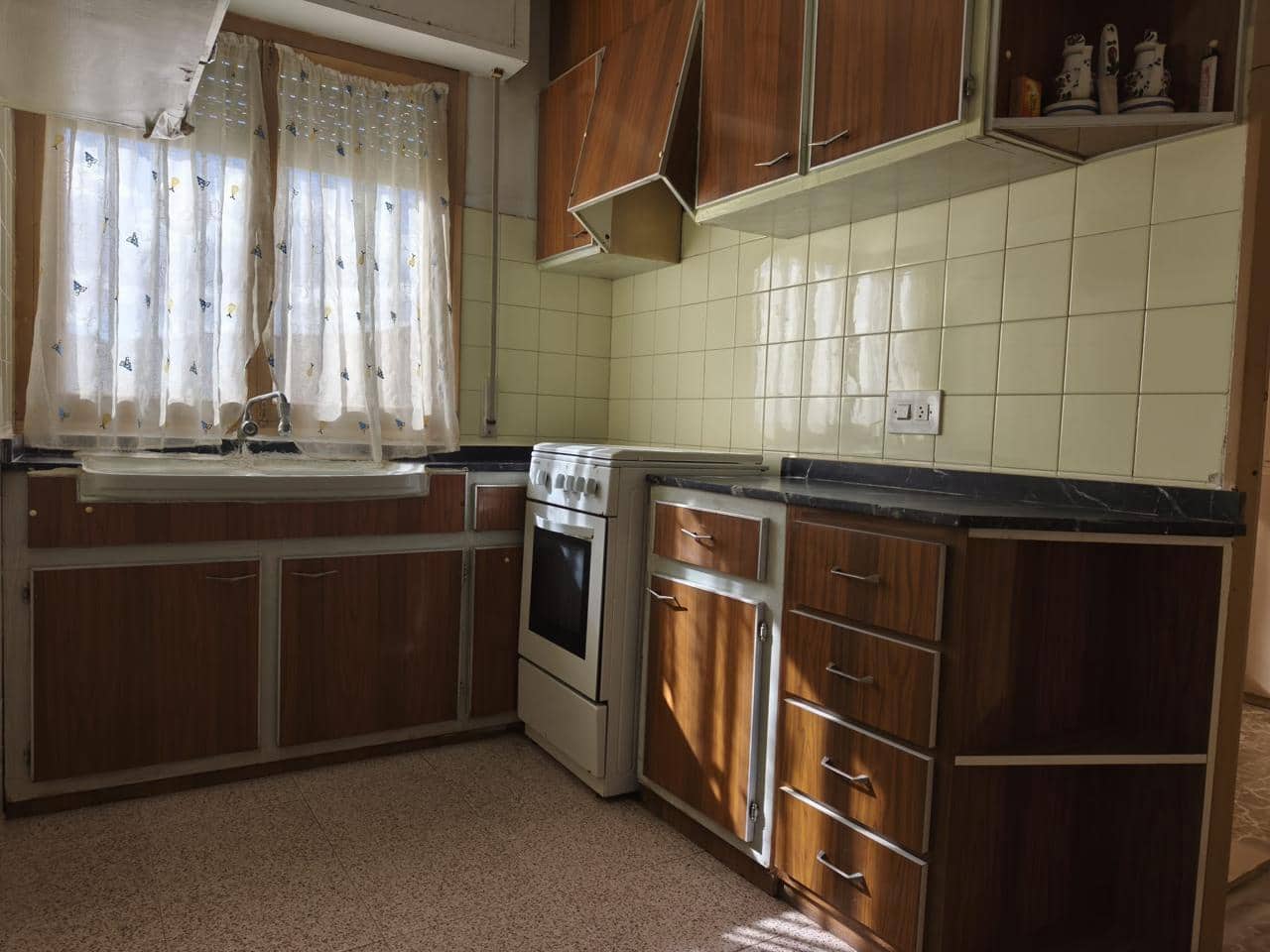 4 sovrum Finca/Hus på landet till salu i Onil med pool garage - 190 000 € (Ref: 9749291)