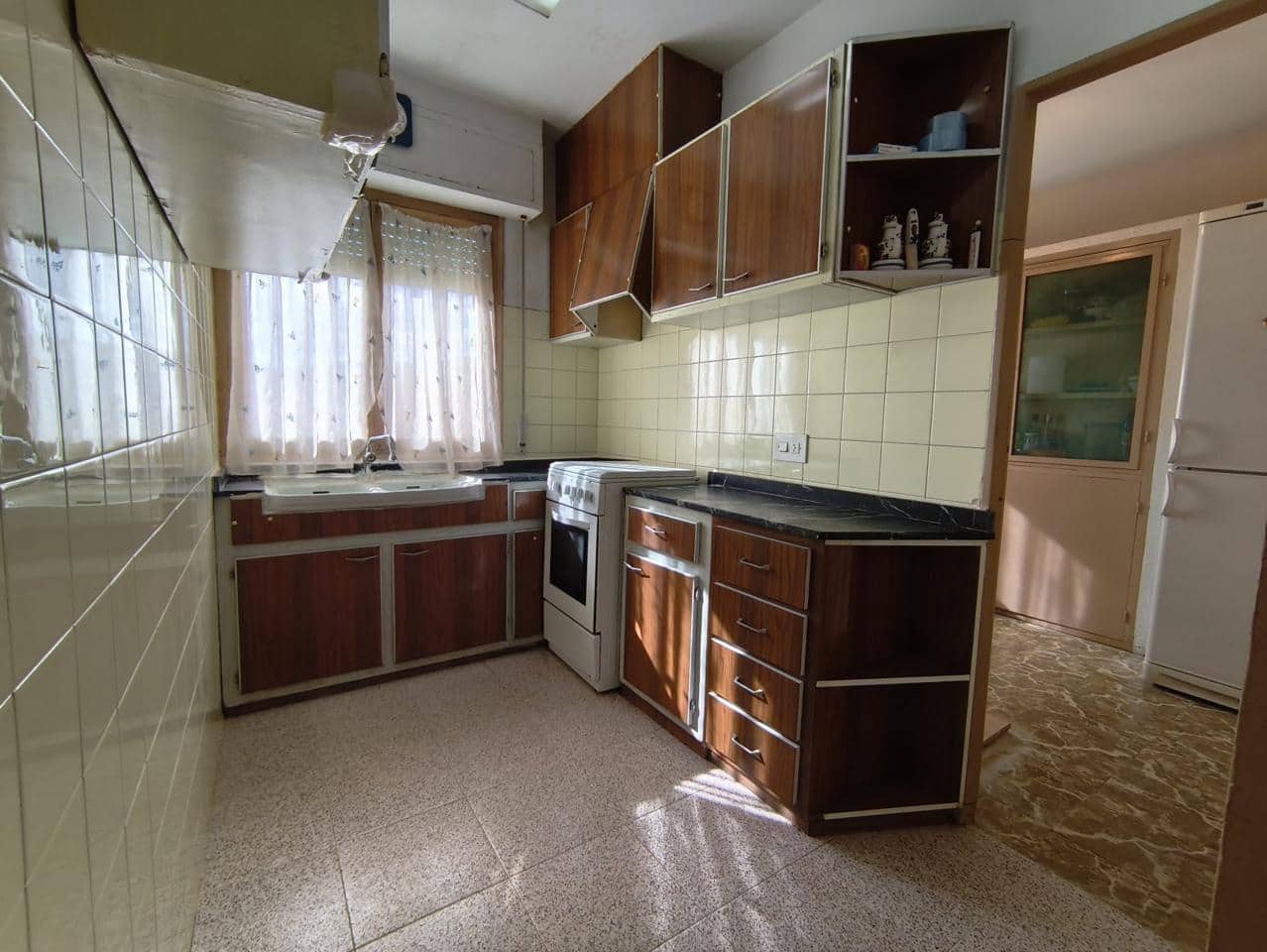 4 sovrum Finca/Hus på landet till salu i Onil med pool garage - 190 000 € (Ref: 9749291)