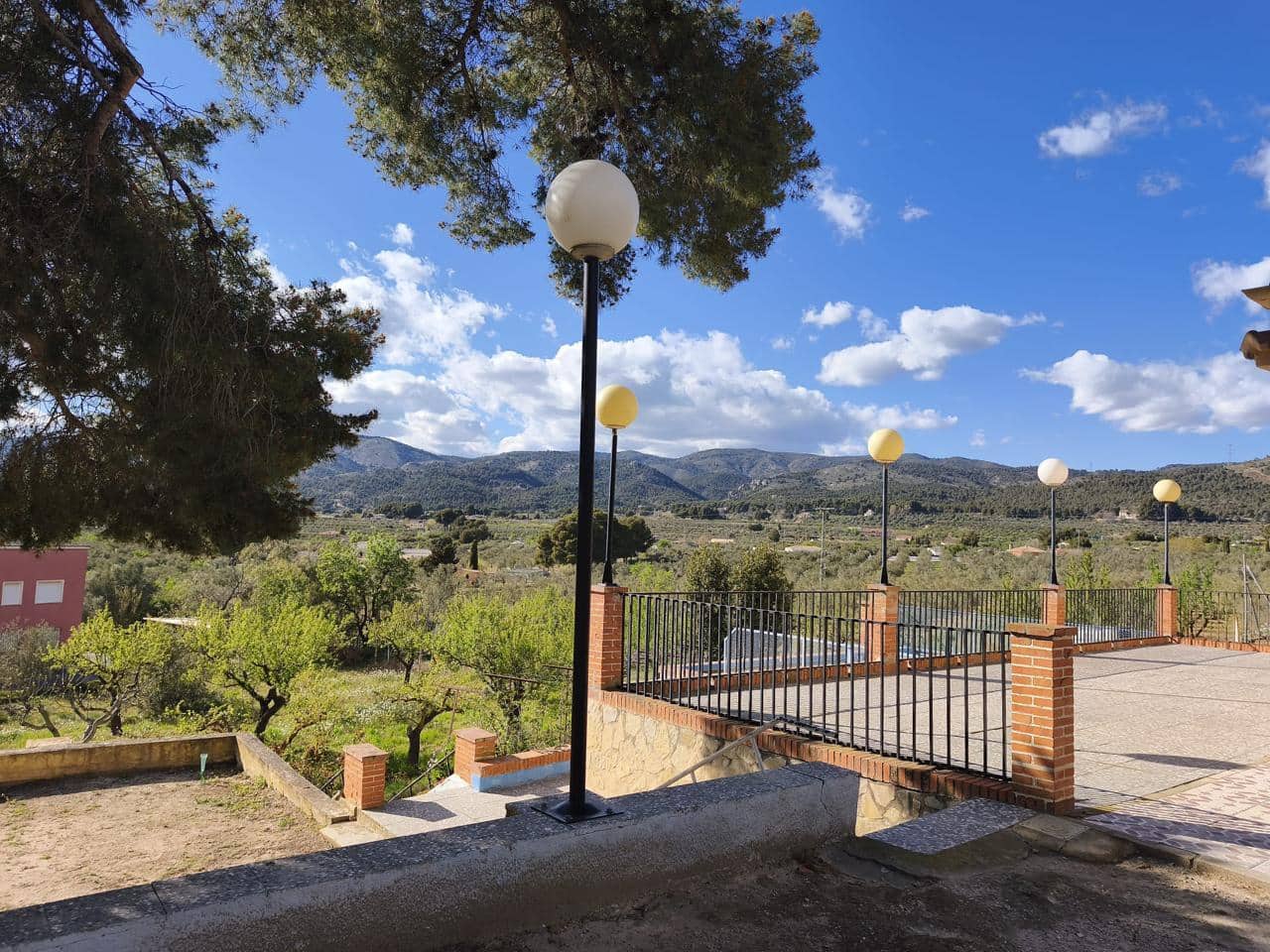 4 sovrum Finca/Hus på landet till salu i Onil med pool garage - 190 000 € (Ref: 9749291)