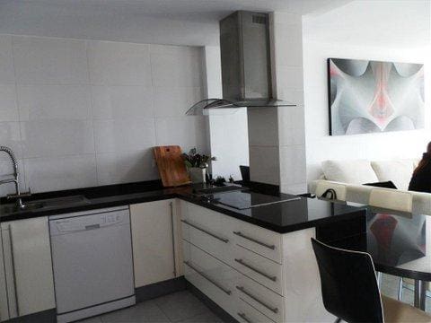 3 sovrum Lägenhet att hyra i El Campello med pool garage - 2 000 € (Ref: 9772495)