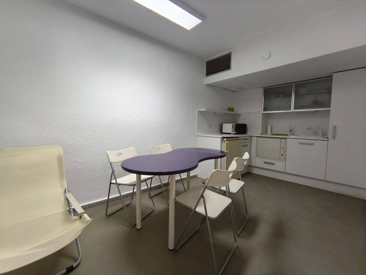 4 camera da letto Ufficio da affittare in Alicante citta - 1.200 € (Rif: 9784268)