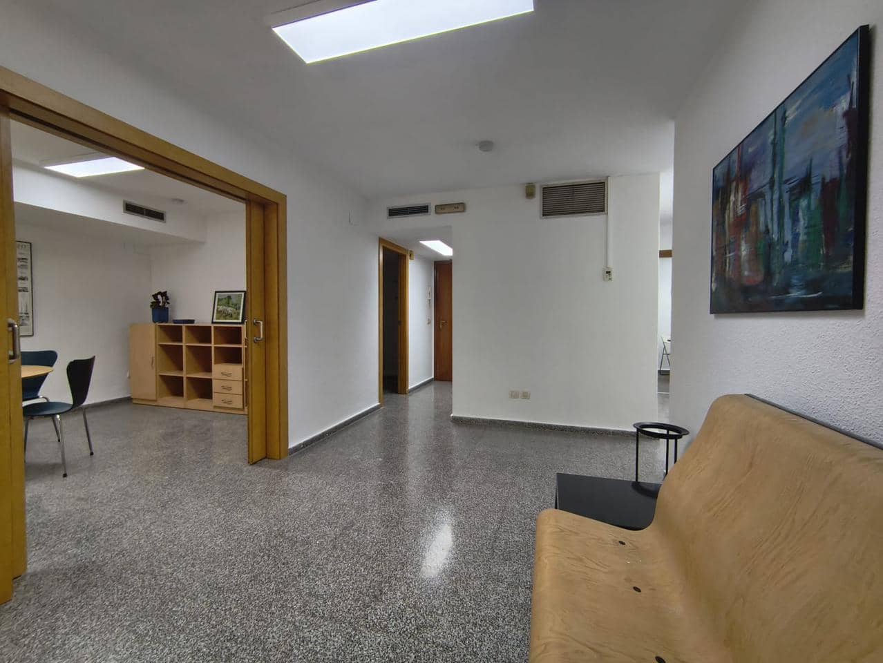 4 camera da letto Ufficio da affittare in Alicante citta - 1.200 € (Rif: 9784268)