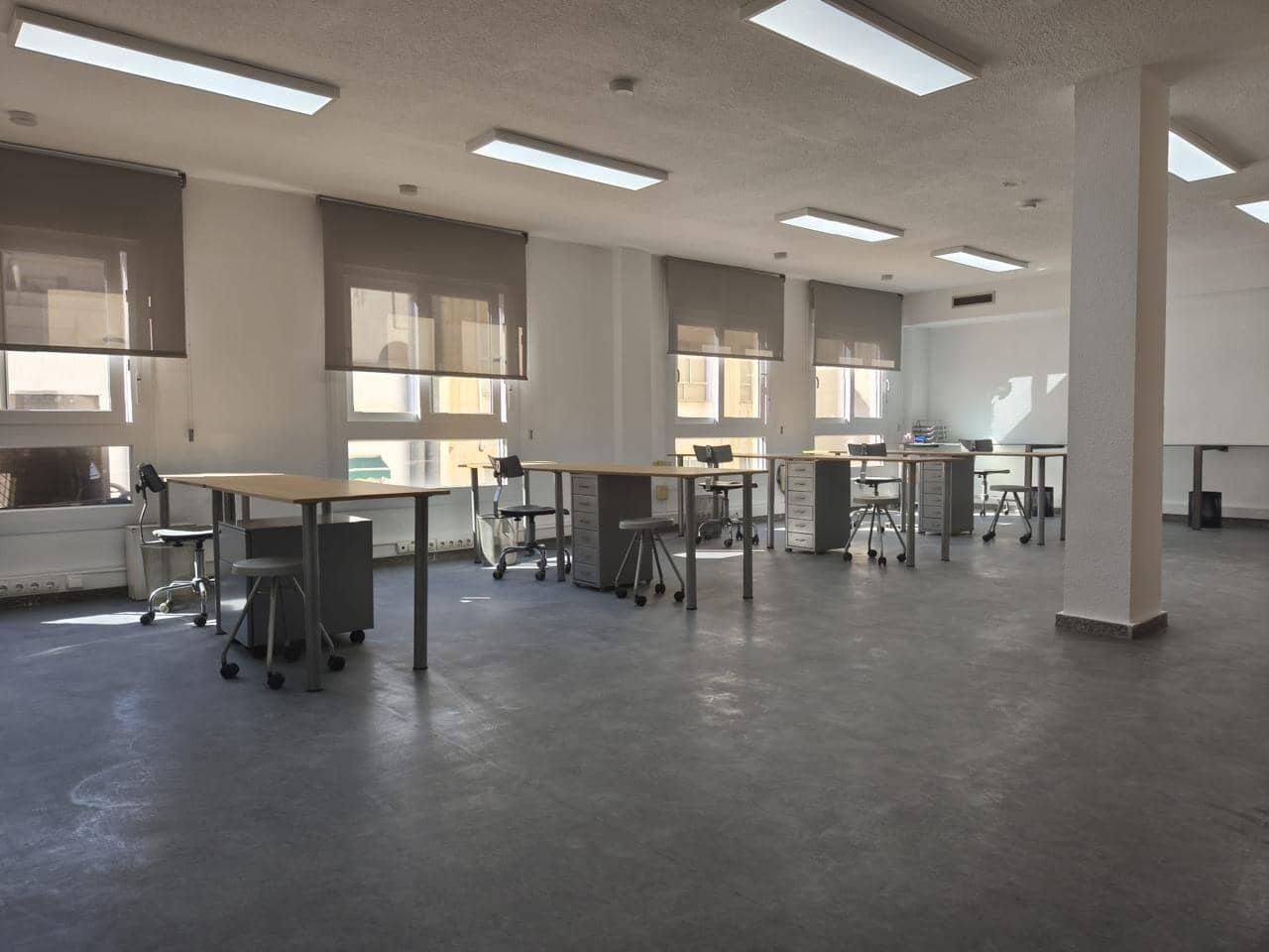 4 camera da letto Ufficio da affittare in Alicante citta - 1.200 € (Rif: 9784268)