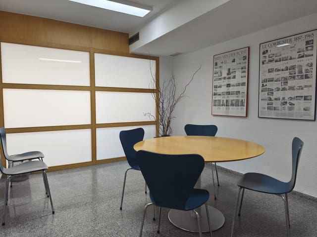 4 camera da letto Ufficio da affittare in Ensanche - Diputacion, Alicante città - 1.200 € (Rif: 9784268)