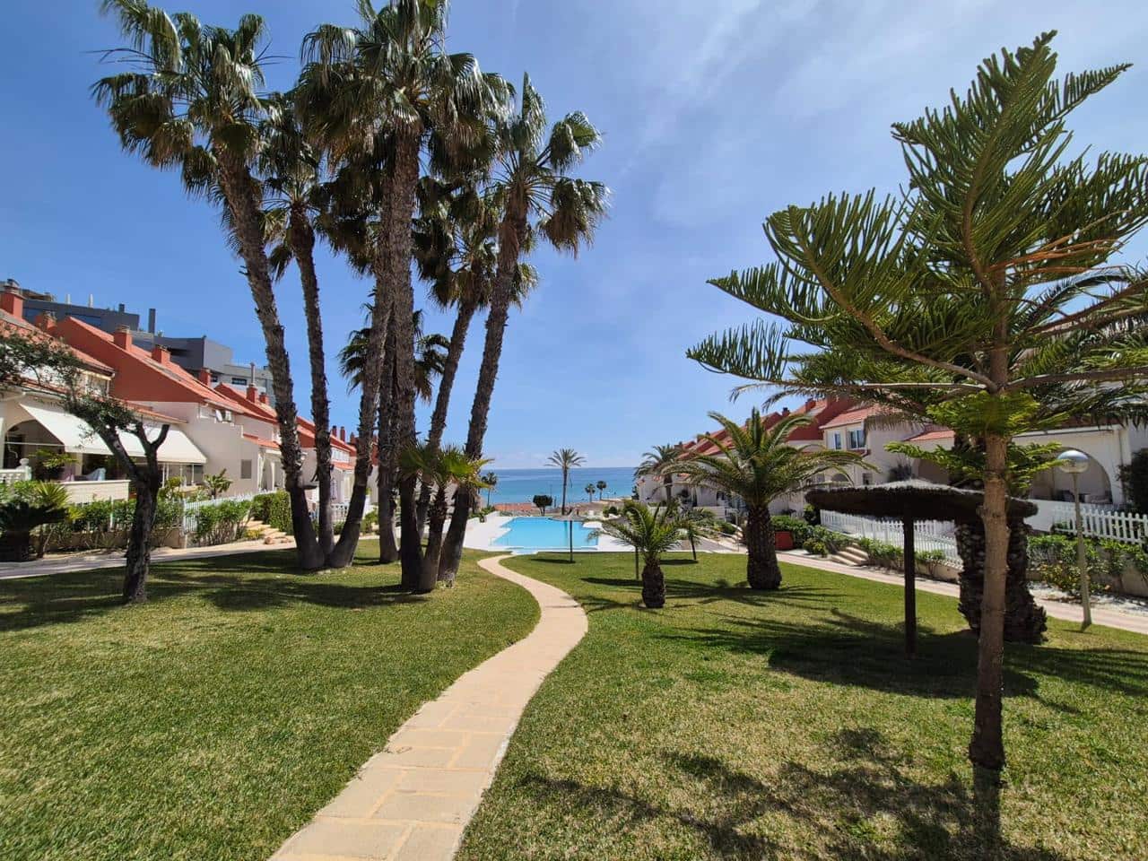 5 soveværelse Villa til salg i Alicante by med garage - € 850.000 (Ref: 9794993)