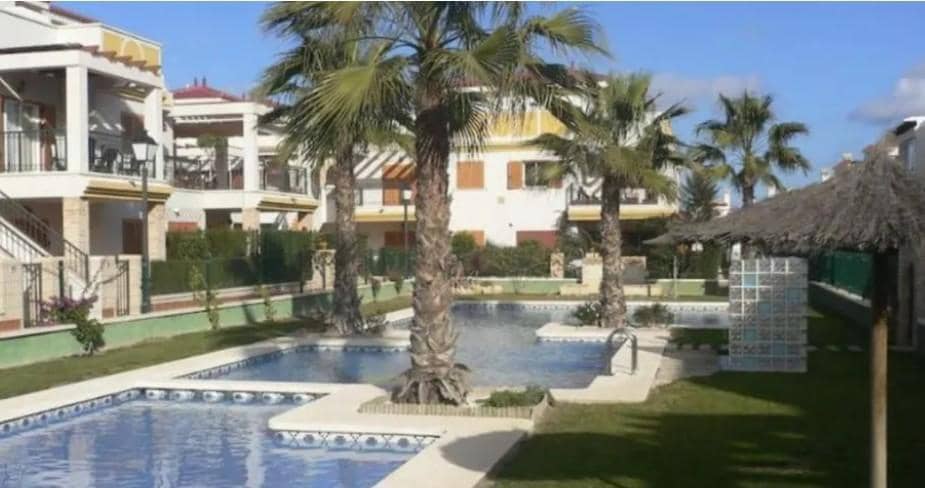 2 bedroom Villa for sale in Rojales with pool garage - € 174,900 (Ref: 9814692)