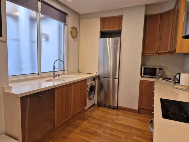 3 soveværelse Lejlighed til salg i Barrio del Centro, Alicante by - € 375.000 (Ref: 9816668)