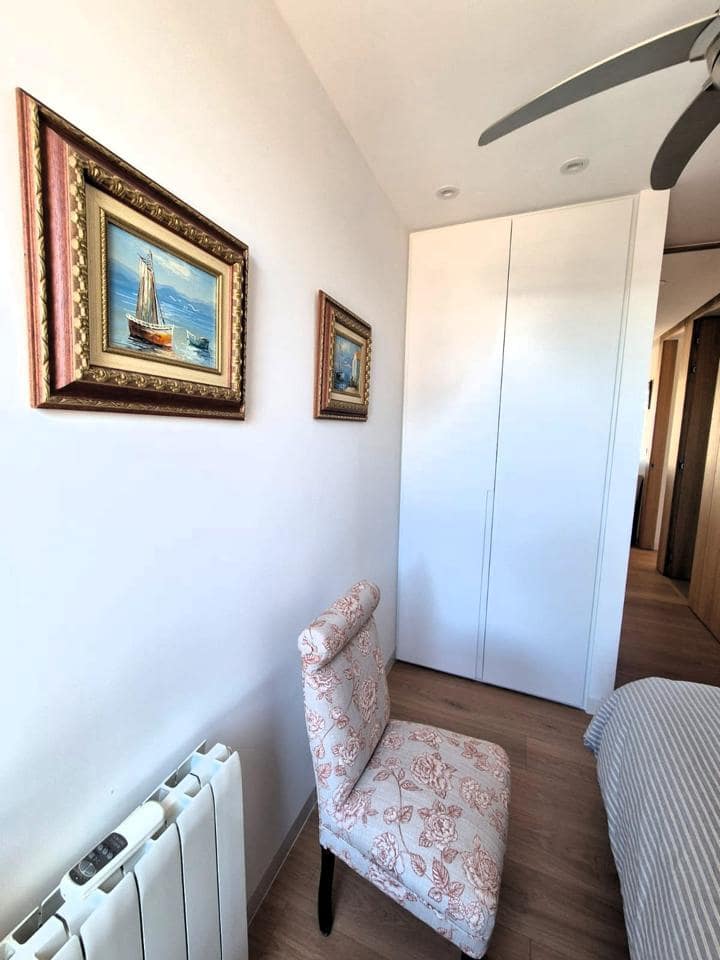 2 slaapkamer Flat te huur in Alicante stad - € 1.950 (Ref: 9824256)