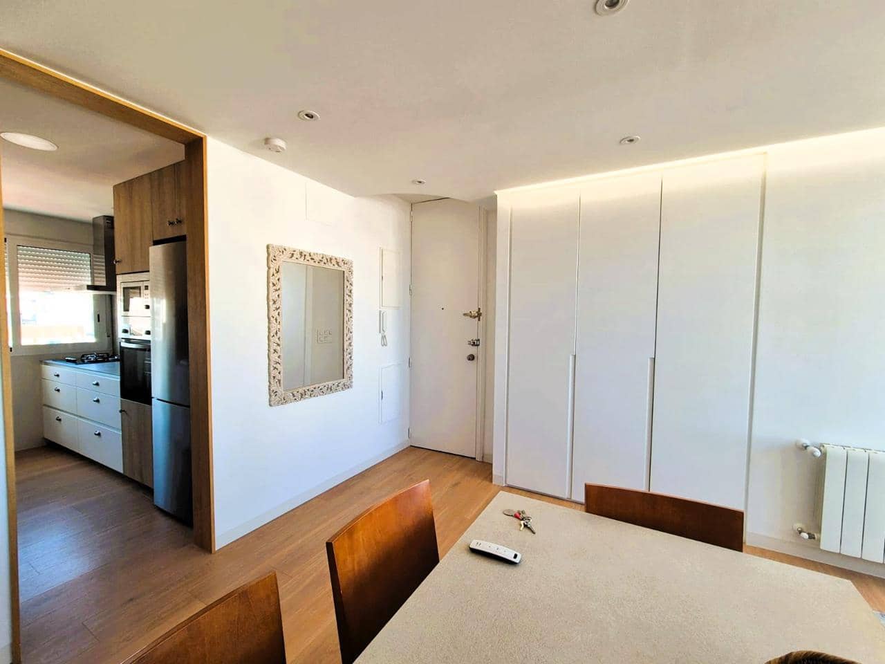 2 slaapkamer Flat te huur in Alicante stad - € 1.950 (Ref: 9824256)