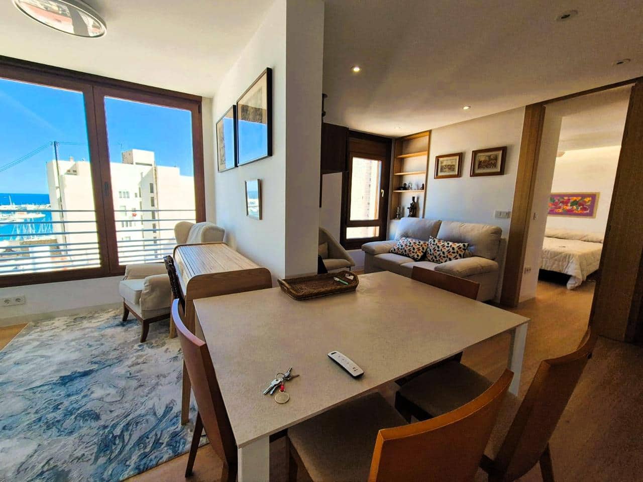 2 slaapkamer Flat te huur in Alicante stad - € 1.950 (Ref: 9824256)