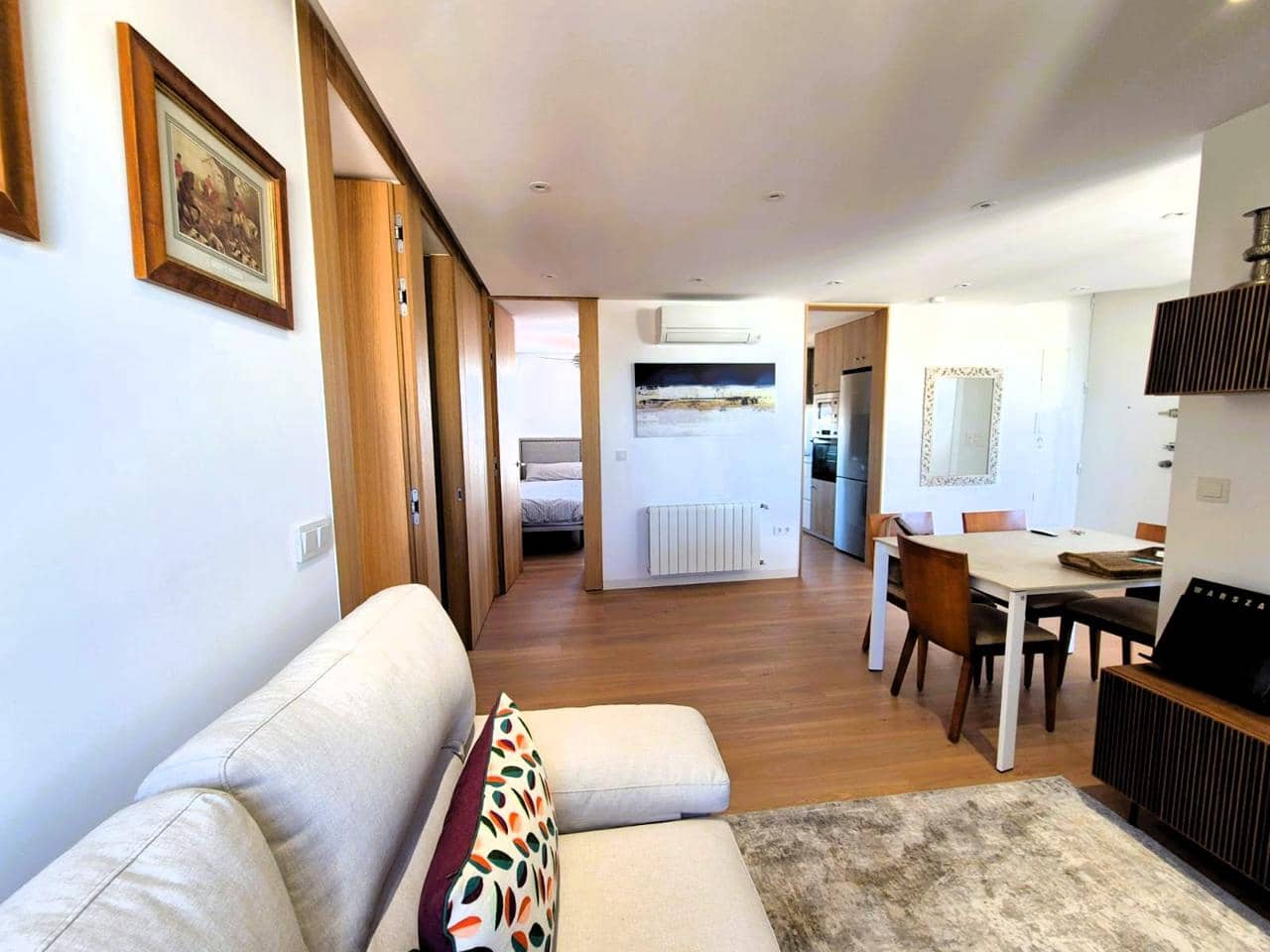 2 slaapkamer Flat te huur in Alicante stad - € 1.950 (Ref: 9824256)