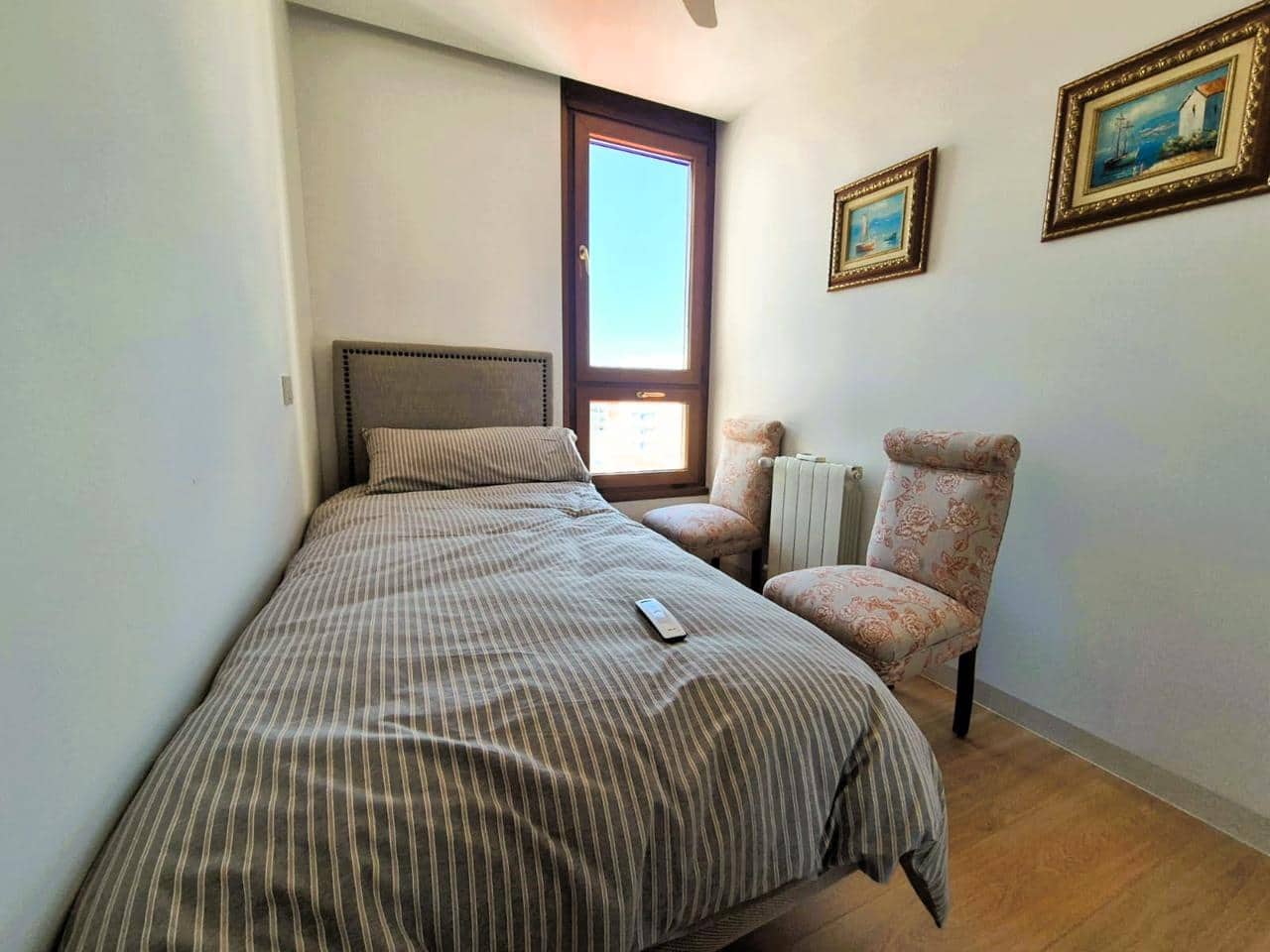 2 slaapkamer Flat te huur in Alicante stad - € 1.950 (Ref: 9824256)