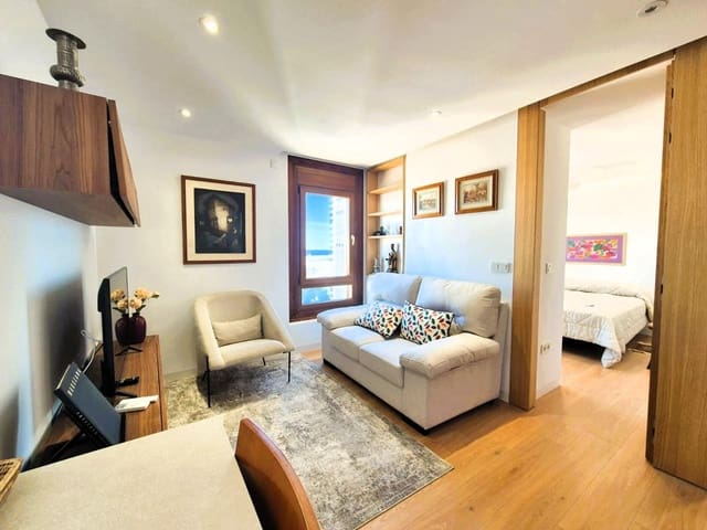 2 slaapkamer Flat te huur in Ensanche - Diputacion, Alicante stad - € 1.950 (Ref: 9824256)