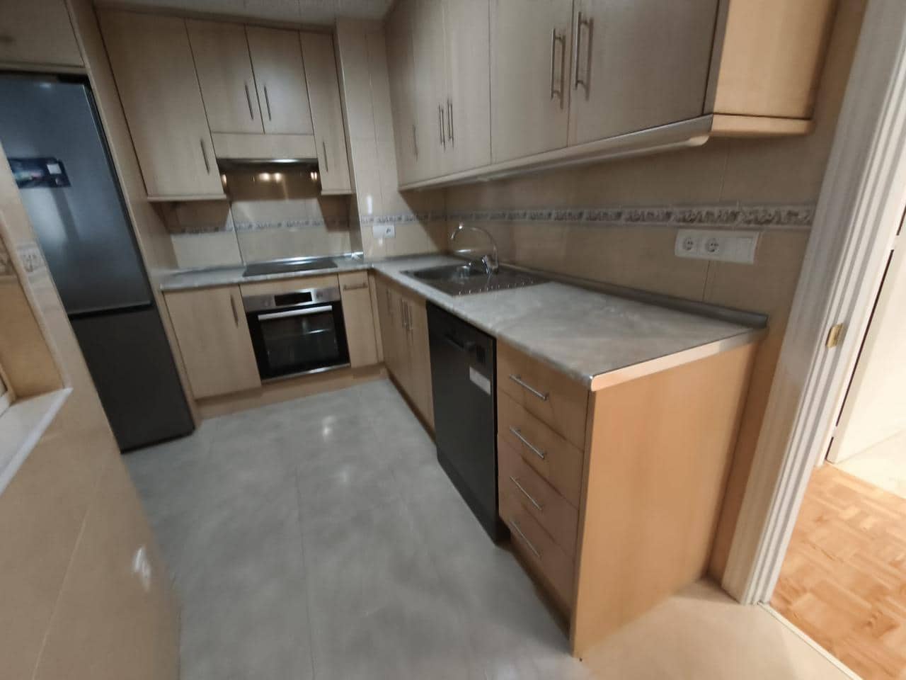 3 camera da letto Appartamento da affittare in Alicante citta - 1.800 € (Rif: 9832730)