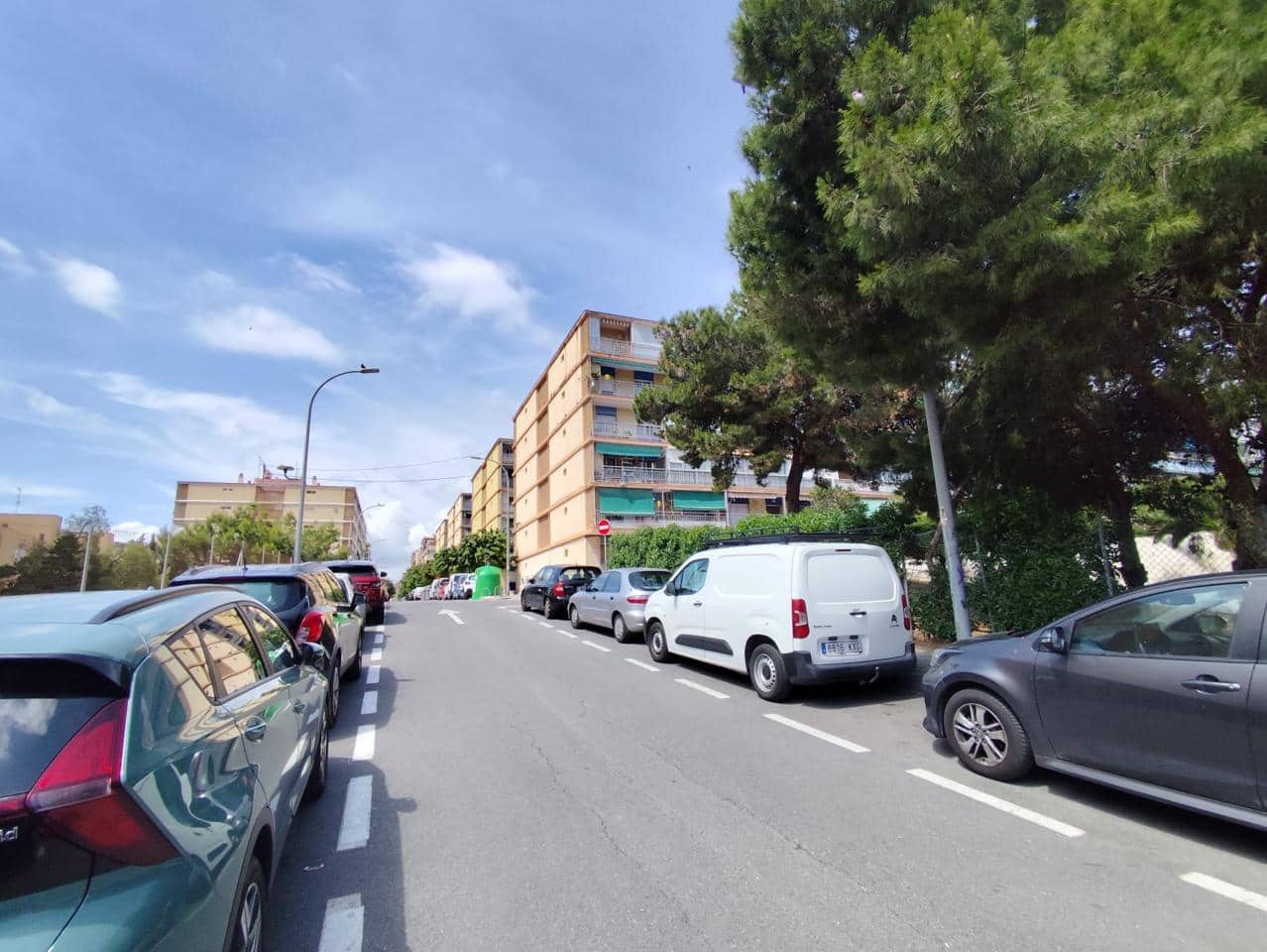 3 bedroom Flat for sale in Alicante / Alacant city - € 170,000 (Ref: 9850340)