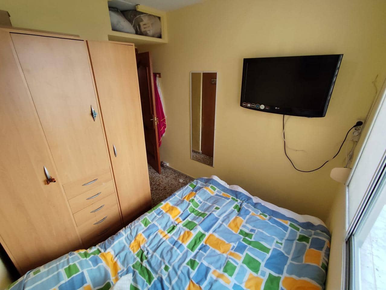 3 bedroom Flat for sale in Alicante / Alacant city - € 170,000 (Ref: 9850340)