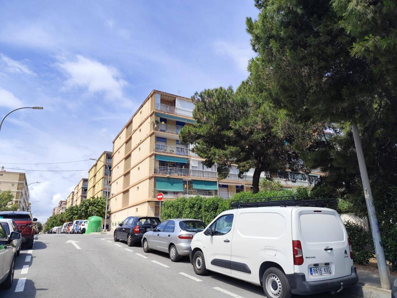 3 bedroom Flat for sale in Alicante / Alacant city - € 170,000 (Ref: 9850340)
