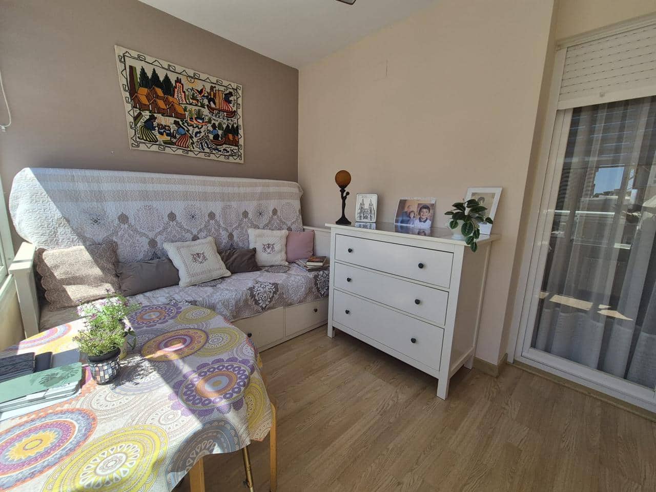 3 soveværelse Lejlighed til salg i Alicante by med garage - € 415.000 (Ref: 9854567)