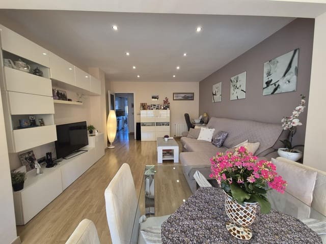 3 soveværelse Lejlighed til salg i Albufereta, Alicante by med garage - € 415.000 (Ref: 9854567)