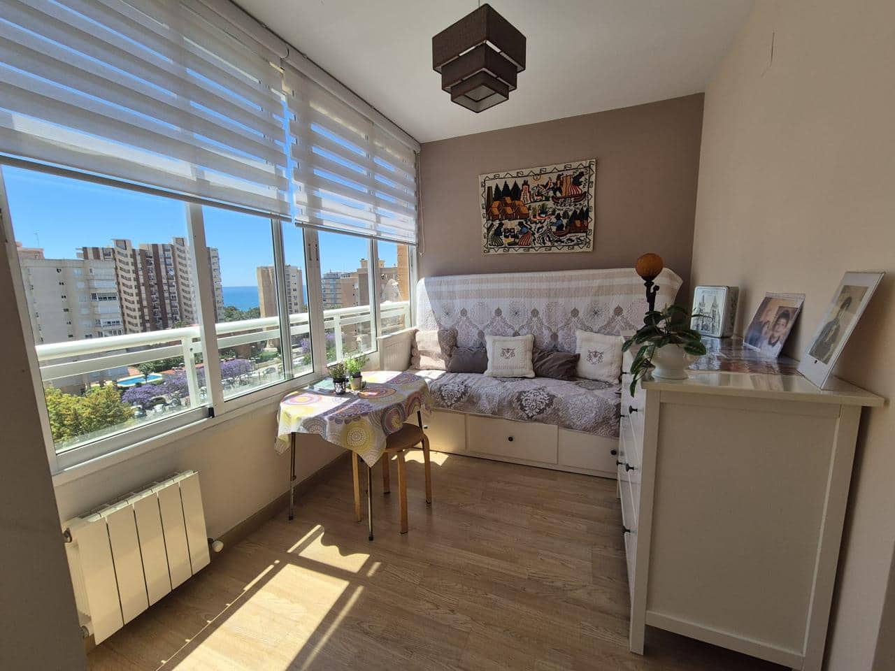 3 soveværelse Lejlighed til salg i Alicante by med garage - € 415.000 (Ref: 9854567)