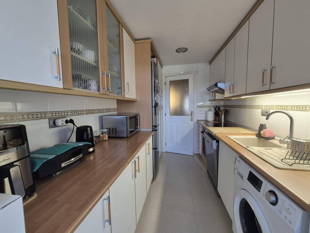 3 soveværelse Lejlighed til salg i Alicante by med garage - € 415.000 (Ref: 9854567)