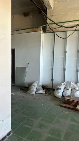 1 quarto Empresa para venda em Vistahermosa, Alicante cidade - 150 000 € (Ref: 9860576)