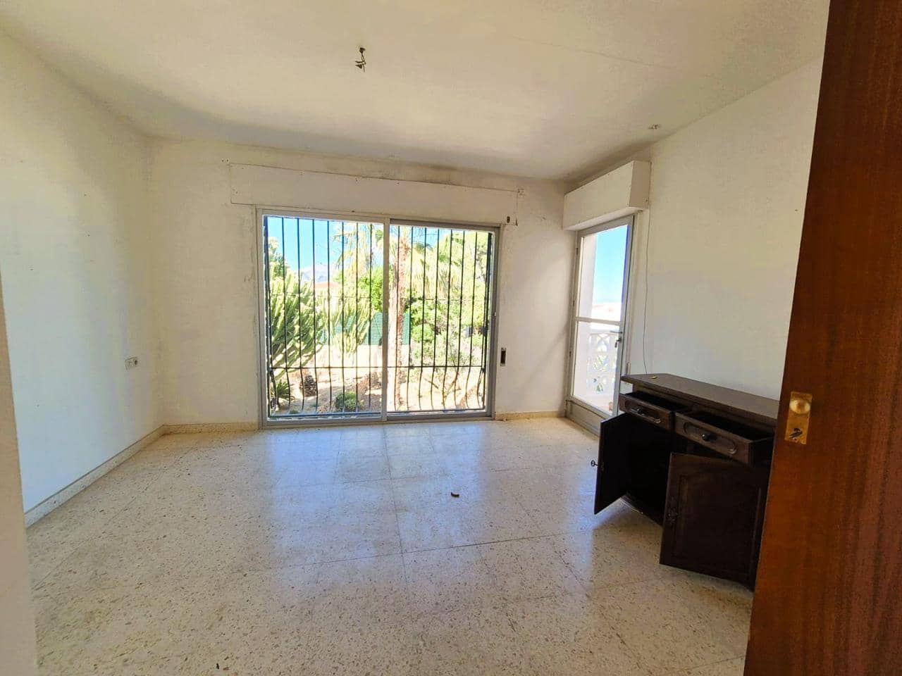 3 Zimmer Villa zu verkaufen in La Nucia mit Garage - 480.000 € (Ref: 9866341)