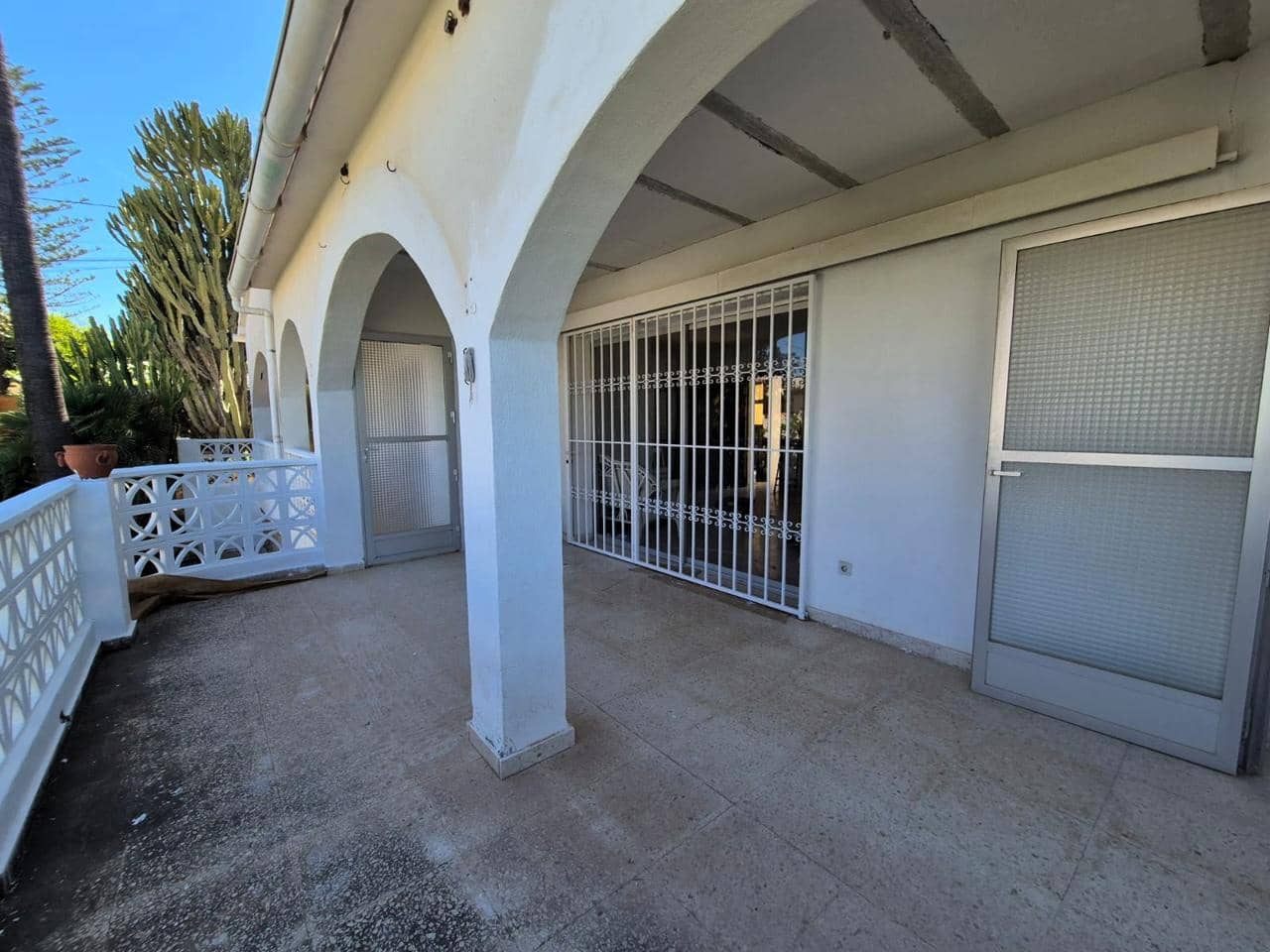 3 Zimmer Villa zu verkaufen in La Nucia mit Garage - 480.000 € (Ref: 9866341)