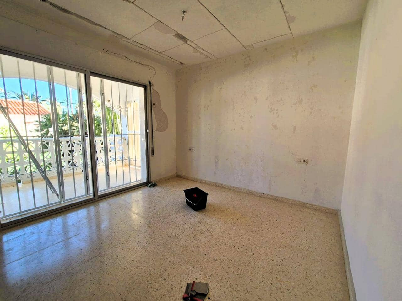 3 Zimmer Villa zu verkaufen in La Nucia mit Garage - 480.000 € (Ref: 9866341)