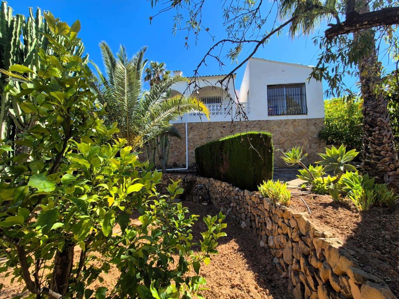 3 Zimmer Villa zu verkaufen in La Nucia mit Garage - 480.000 € (Ref: 9866341)