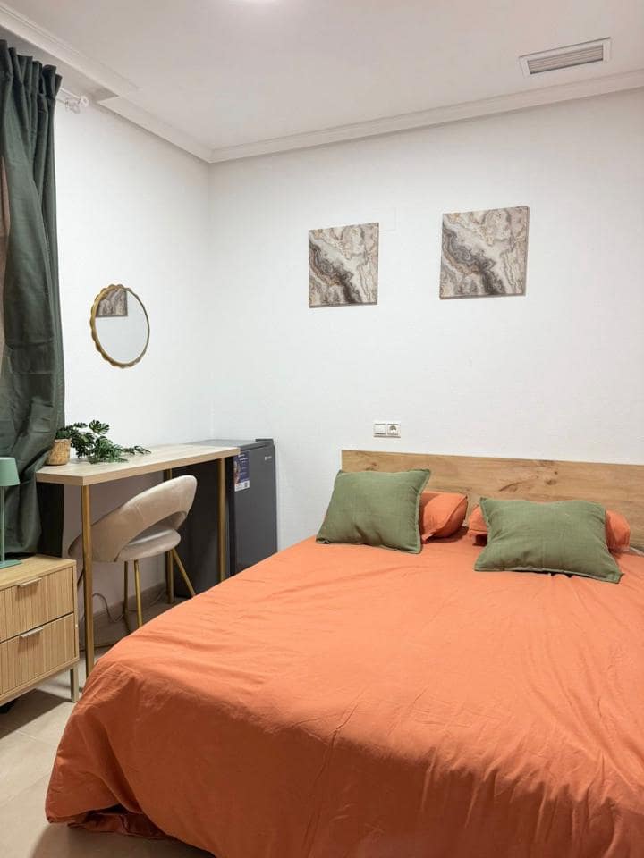5 soverom Leilighet til salgs i Torrevieja - € 175 000 (Ref: 9872686)
