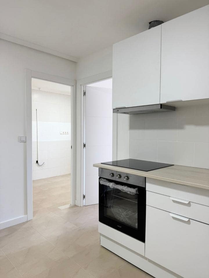 5 soverom Leilighet til salgs i Torrevieja - € 175 000 (Ref: 9872686)