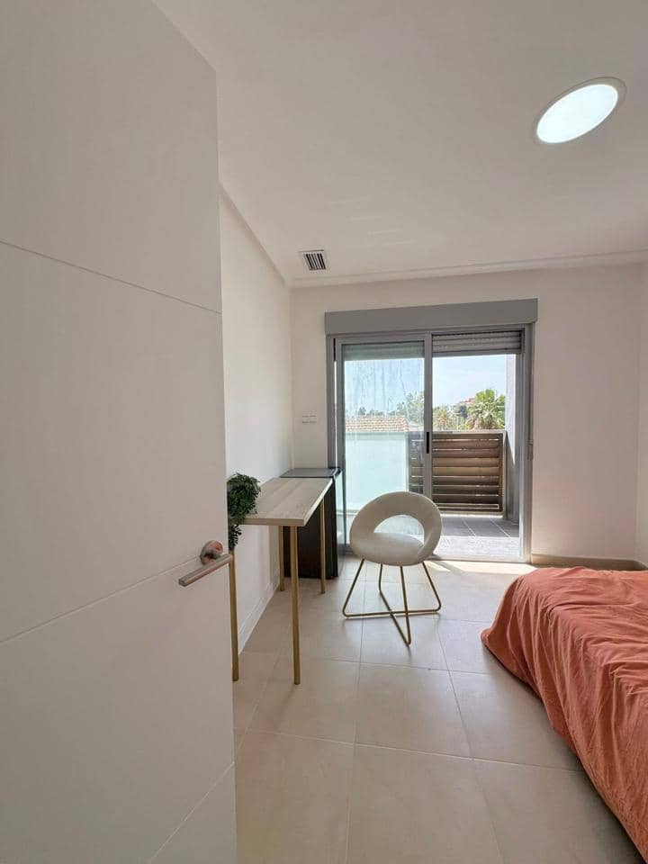 5 soverom Leilighet til salgs i Torrevieja - € 175 000 (Ref: 9872686)