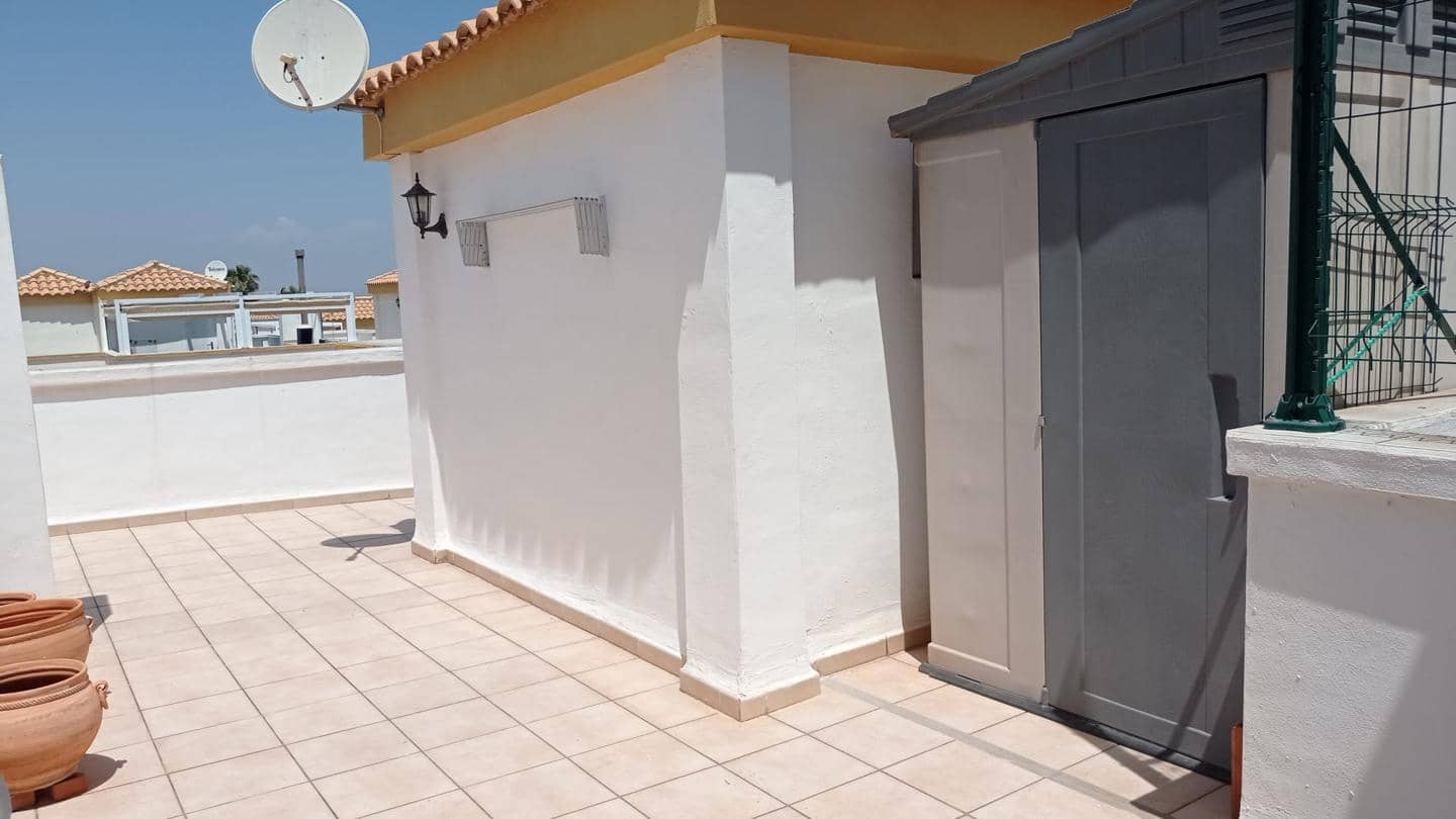 3 bedroom Villa for sale in Arenales del Sol with pool garage - € 269,900 (Ref: 9880297)