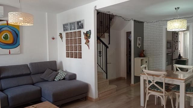 3 bedroom Villa for sale in Arenales del Sol, Elche / Elx with pool garage - € 269,900 (Ref: 9880297)
