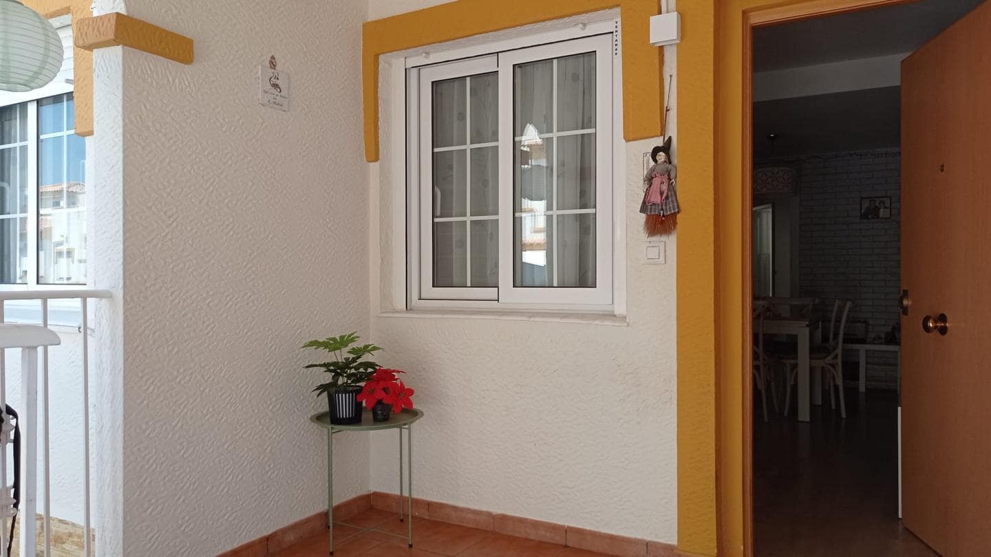 3 bedroom Villa for sale in Arenales del Sol with pool garage - € 269,900 (Ref: 9880297)