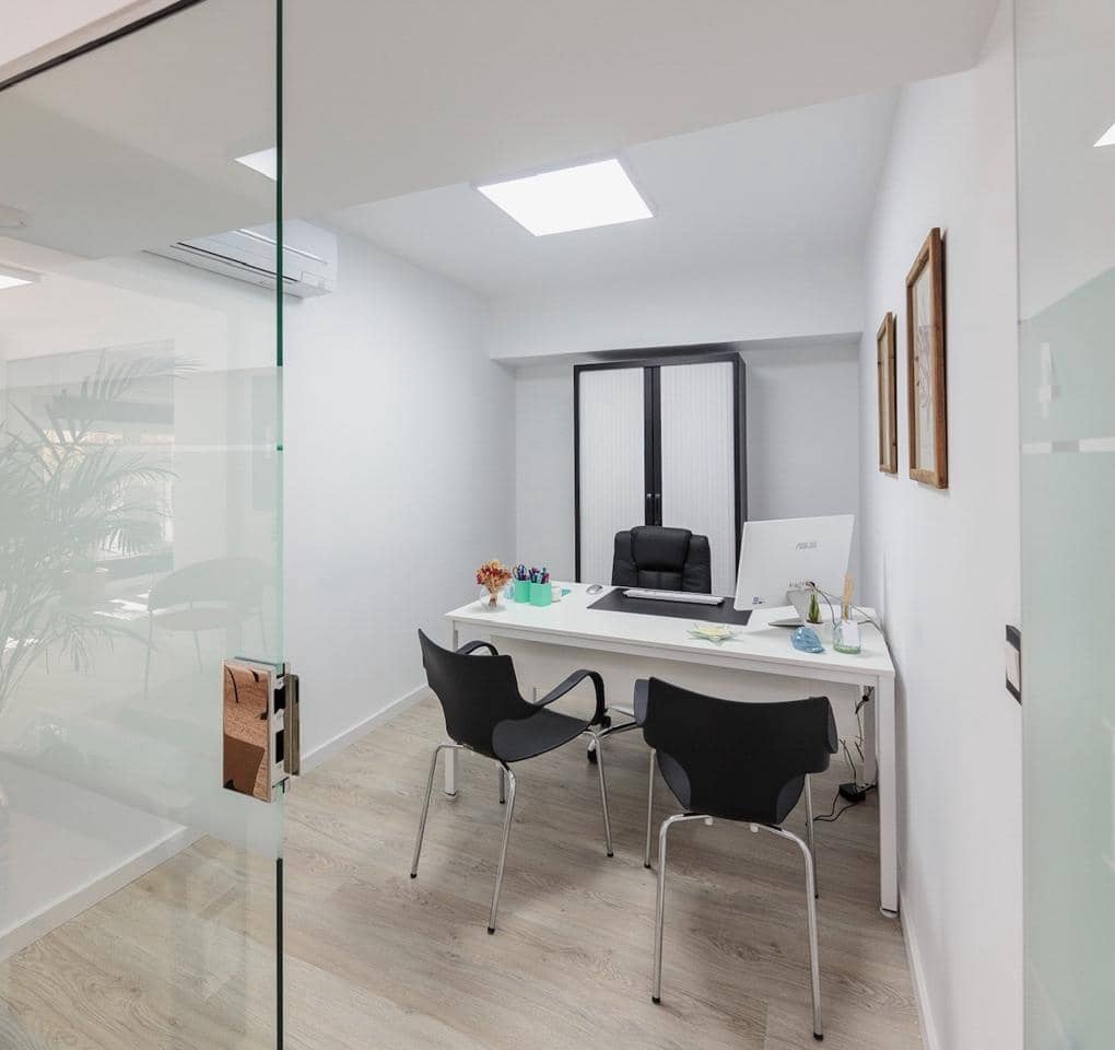 7 Zimmer Büro zu vermieten in Alicante / Alacant Stadt - 350 € (Ref: 9892945)