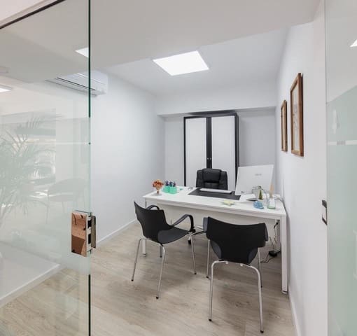 7 quarto Escritório para arrendar em Barrio del Centro, Alicante cidade - 350 € (Ref: 9892945)