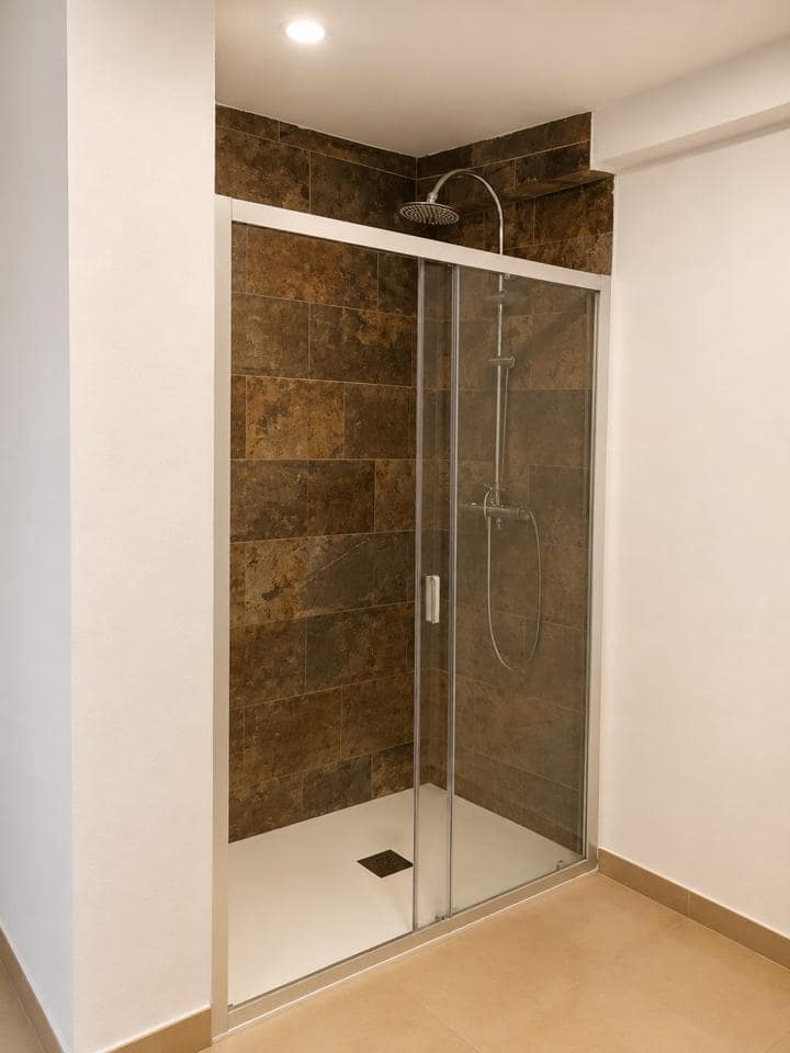 4 camera da letto Appartamento in vendita in Alicante citta - 260.000 € (Rif: 9908918)