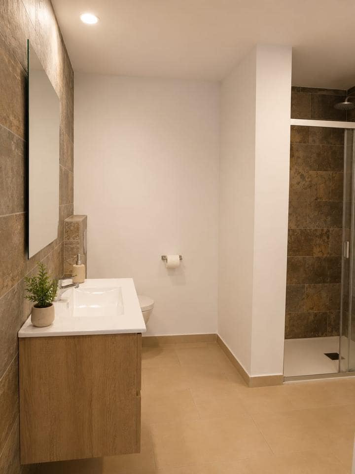 4 camera da letto Appartamento in vendita in Alicante citta - 260.000 € (Rif: 9908918)